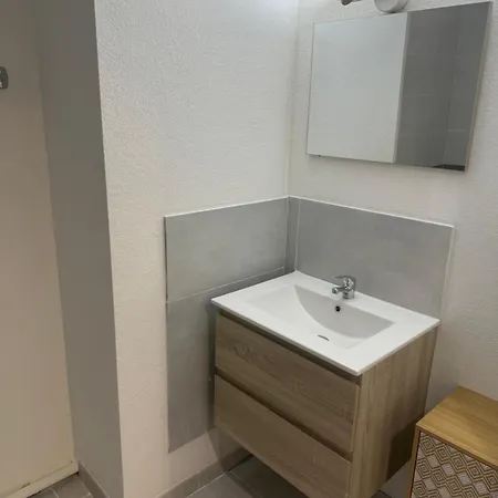 Moderne Cap D'agde Piscine & Parking Prive Agde